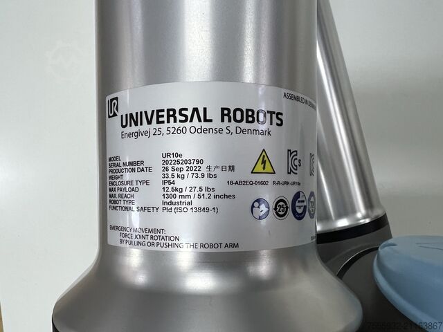 Industrial robot Universal Robots UR10e