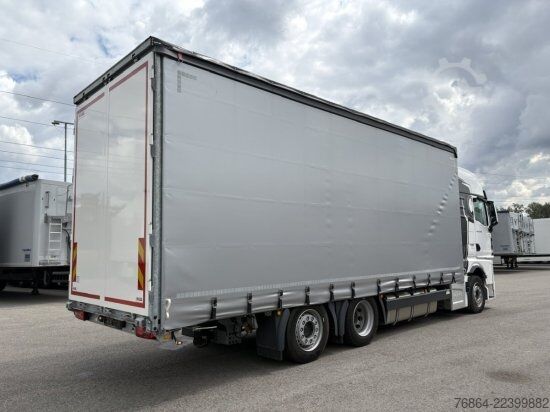 Flaklastbil med kapell MAN TGX 26.480 6X2, PRITSCHE-PLANE JUMBO