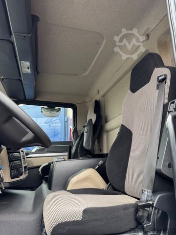 Φορτηγό μεταφοράς ποτών MAN TGM 26.320 L / LBW / 2xAHK / LENKACHSE / 22 PAL