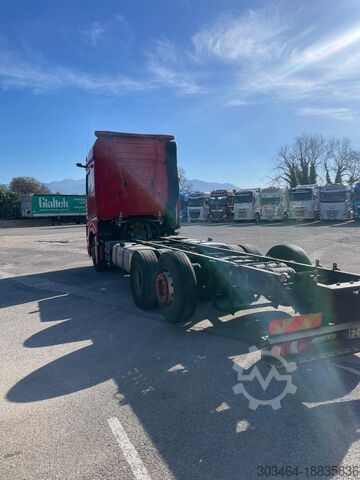 جرار الإطار Mercedes-Benz Actros 2551