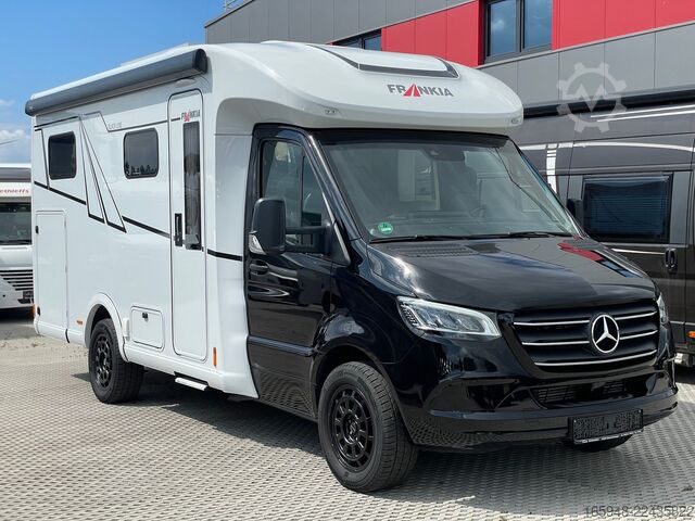 عربة تخييم شبه مدمجة FRANKIA M-Line Neo Black Edt. | *4,5 t* | *Top*