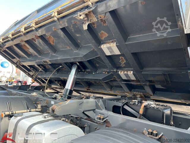 Tipvogn VOLVO FH500 8x4*Dreiseitenkipper*Bordmatik*VEB*Liege