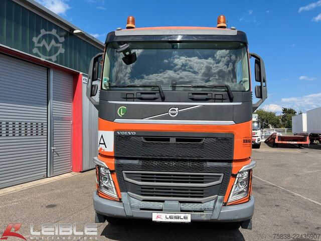 Tre-sidet tipbil VOLVO FH500 8x4*Dreiseitenkipper*Bordmatik*VEB*Liege