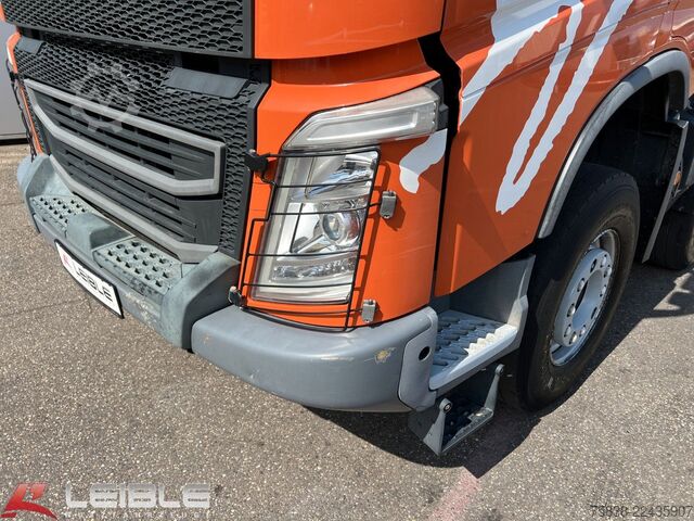Tre-sidet tipbil VOLVO FH500 8x4*Dreiseitenkipper*Bordmatik*VEB*Liege