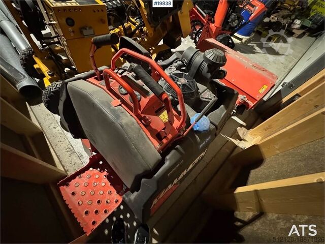 Máquina de construção  Mammoth 850 – Almost unused with snow blower, salt