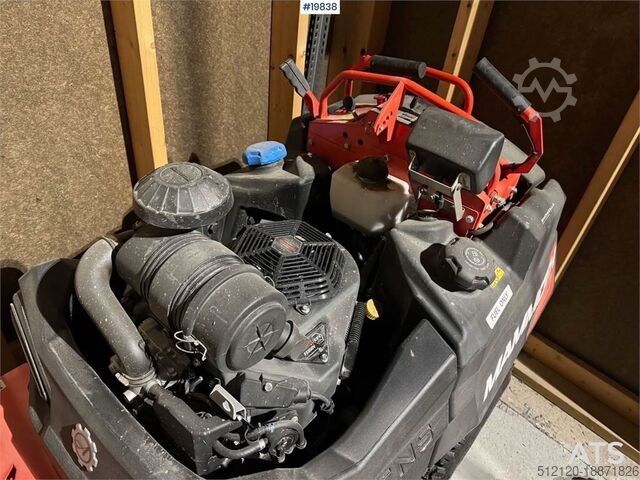 Máquina de construção  Mammoth 850 – Almost unused with snow blower, salt