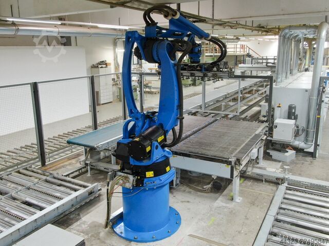 робот KUKA KR 180-2 PA
