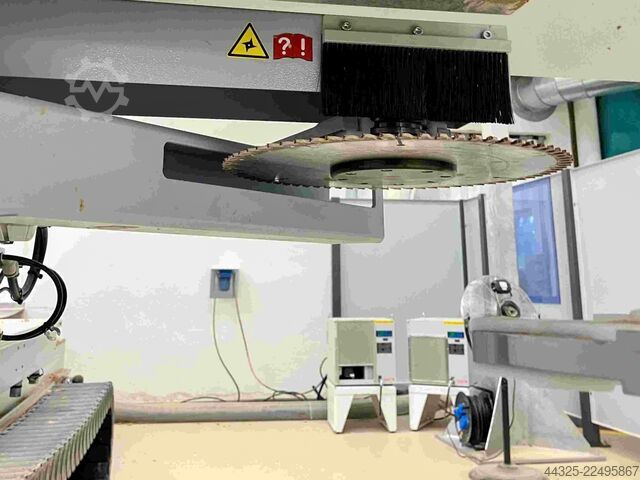 Centro de maquinagem com mesa de encaixe HOMAG PROFI BMG 512/74/19/F/R