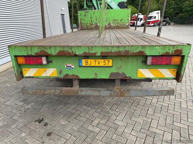 Nakladalna ploščad Renault HD260-20 PR OPEN LAADBAK MET HMF853 KRAAN / BLA...