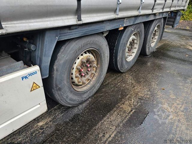 Otvorena poluprikolica s ceradom KRONE Gardine Standard Liftachse Krone Scheibe Zollsch