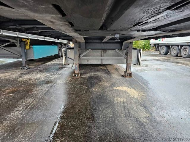 Otvorena poluprikolica s ceradom KRONE Gardine Standard Liftachse Krone Scheibe Zollsch