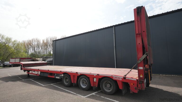 Încărcător semi-scăzut Nooteboom MCO-48-03V 3 axle semi low loader extendable