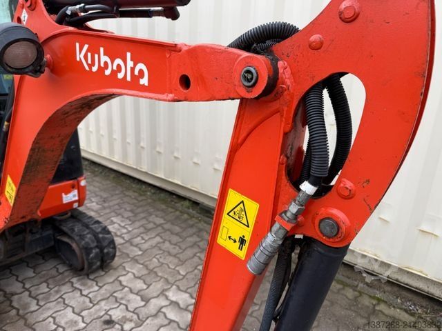 Miniexcavadora KUBOTA KX016-4 / 2020 BJ / 1.109 Stunden / 3 x Löffel