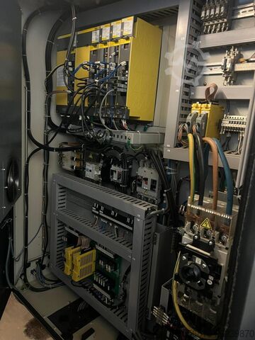 Centrul de strunjire-frezare CNC Nakamura-Tome SC250