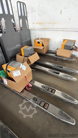 Láréttar pöntunarafgreiðsluvélar Jungheinrich ECE 225 Li-on 4pc available