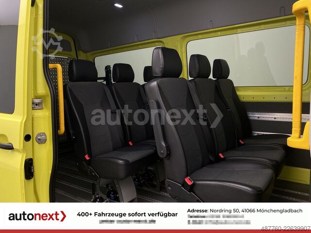 Minibús VW Crafter 35 Aut. *Rollstuhl-Rampe* 8-Sitze (5449)