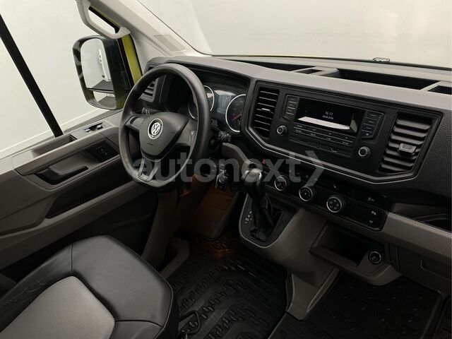 Minibús VW Crafter 35 Aut. *Rollstuhl-Rampe* 8-Sitze (5449)