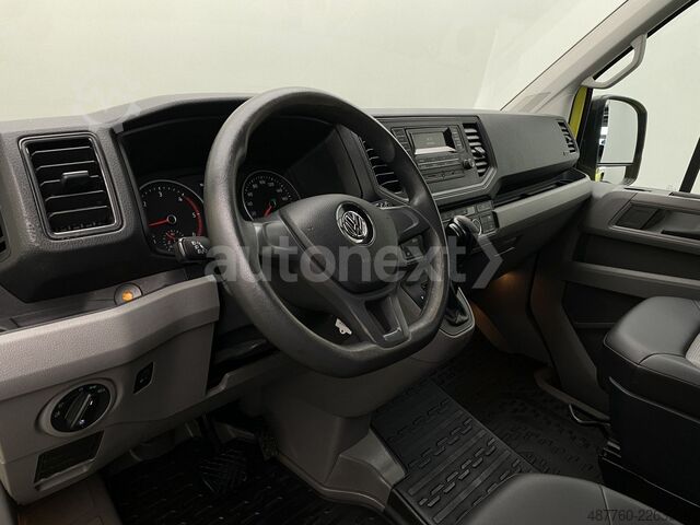 Minibús VW Crafter 35 Aut. *Rollstuhl-Rampe* 8-Sitze (5449)