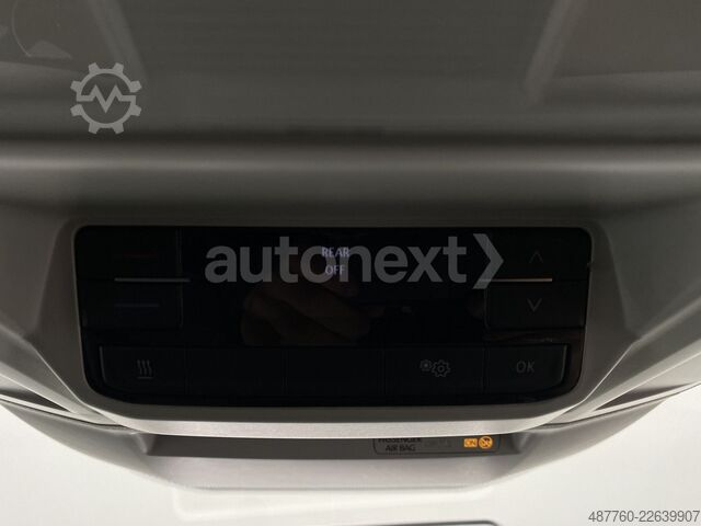 Minibús VW Crafter 35 Aut. *Rollstuhl-Rampe* 8-Sitze (5449)