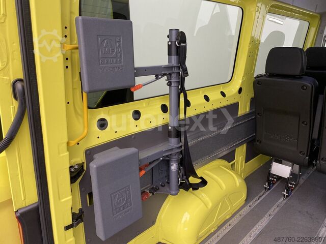 Minibús VW Crafter 35 Aut. *Rollstuhl-Rampe* 8-Sitze (5449)