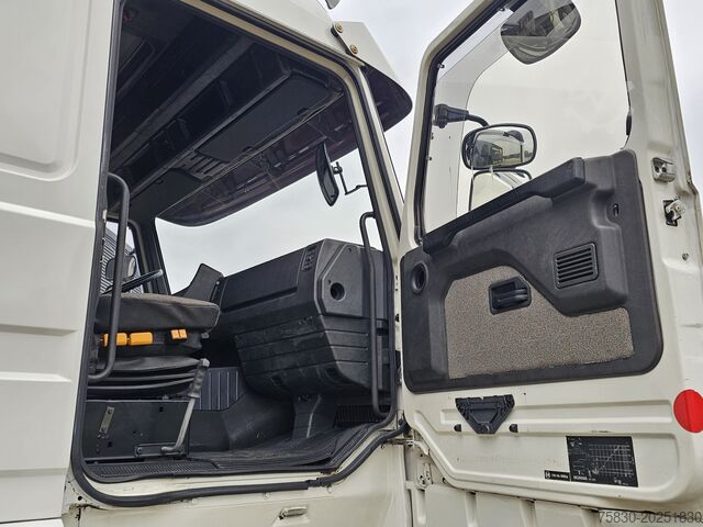 Standard-SZM Scania R143 M 420 6x2/4 STREAMLINE