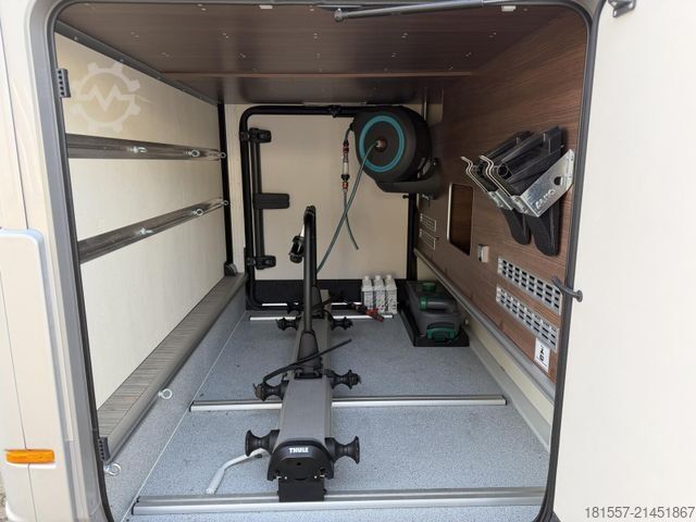 集成式房车 BÜRSTNER Elegance I 910 G 700 W Solar, 7000km, Hubstützen