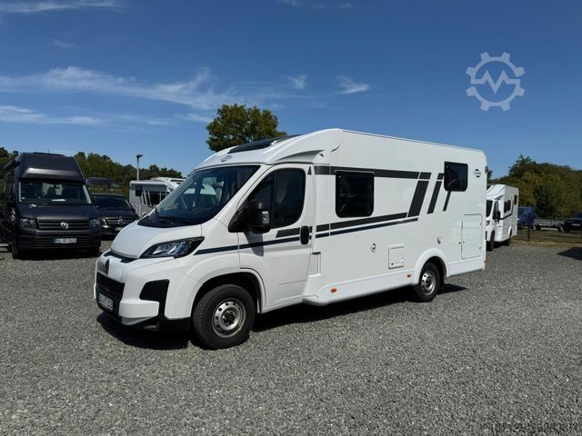 Halvintegrerad husbil CARADO V 337 V337 / Markise / Navi / Aktion Hausmesse