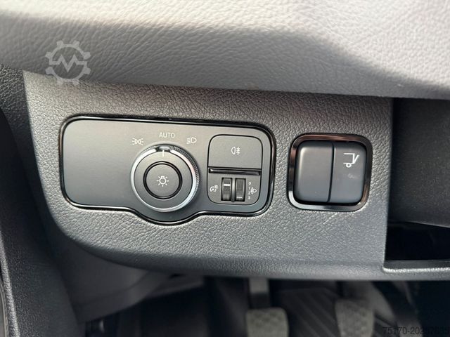 Skåpbil MERCEDES-BENZ Sprinter 317 CDI 4325 Koffer LBW Klima Kamera