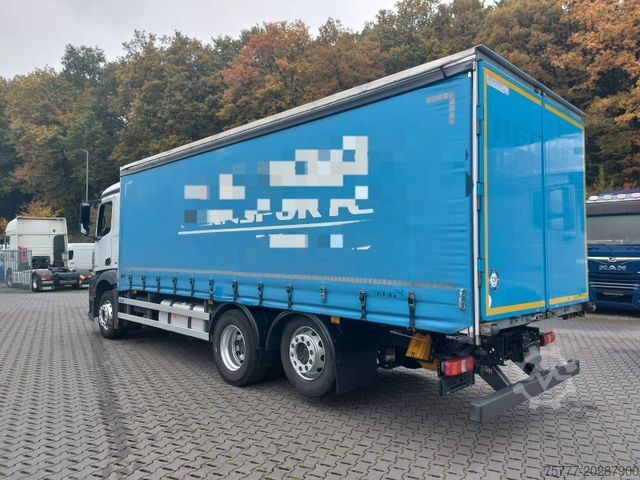 Camión plataforma con toldo MERCEDES-BENZ 2543 Antos- Edscha- Portal- TOP