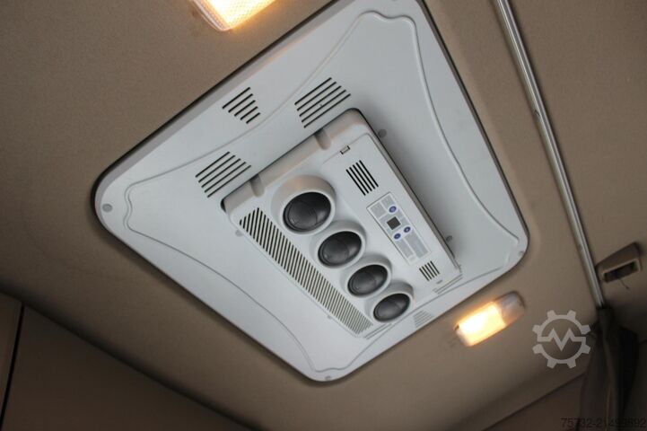 Standard dragbil Scania R 450 Retarder   Standklima   2 Tanks   Navi