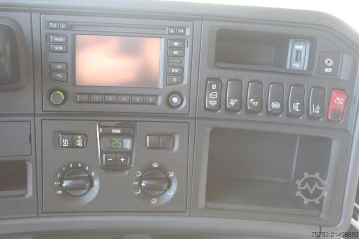 Standard dragbil Scania R 450 Retarder   Standklima   2 Tanks   Navi