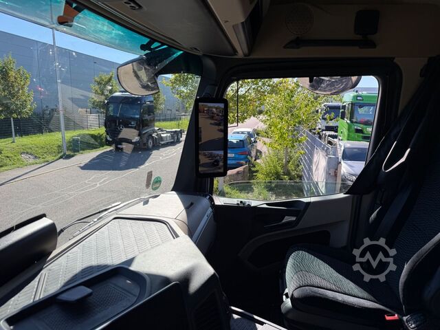 Podvozok nákladného vozidla MERCEDES-BENZ Actros 1848 L Fahrgestell/BLATT-LUFT/StramSpace
