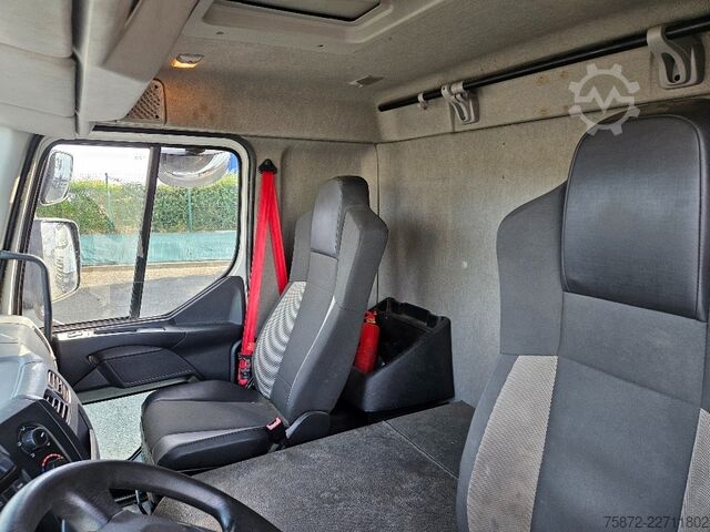 Kassabíll Renault D 18.280 DTI EURO 6 FURGON