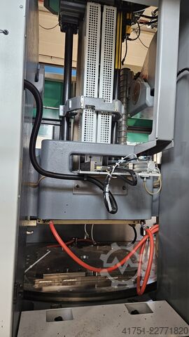 машина за шприцоване Arburg Allrounder 2000 T 2000-800