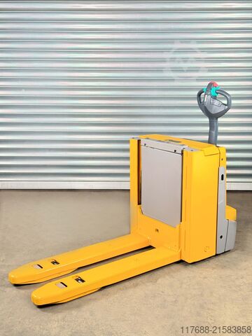 Fodgænger med lavtløftende truck Jungheinrich EJE C20 - Service Neu - Lithium + Ladegerät