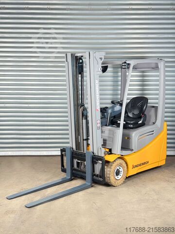 Elektrisk 3-hjulet køretøj Jungheinrich EFG 220 - Service Neu  nur 2580 Std - Batterie 90%