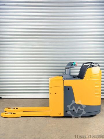 Ingen pallevognschauffør Jungheinrich ERE 225 - Service Neu - Batterie 80% - Garantie