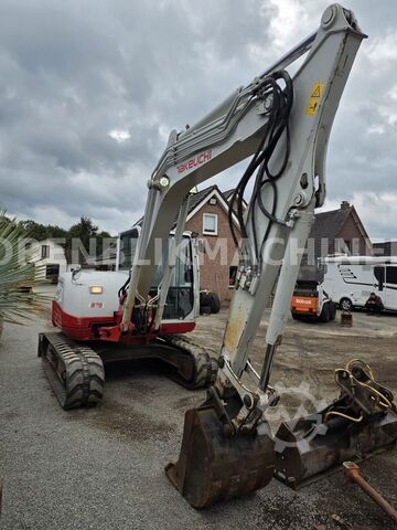 Miniexcavadora TAKEUCHI TB290
