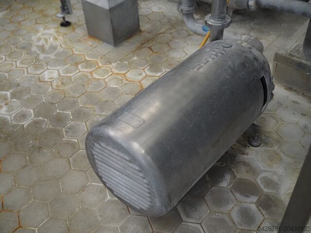 CIP instalacija, rezervoar, pumpe, izmenjivač Westfalia Separator AG, Hilge, Endress + CIP-TANK 3000 L, EURO-HYGIA-B-SUPER-II