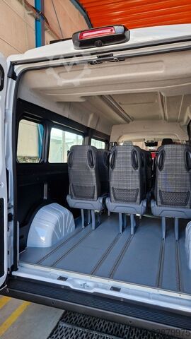 Minibus Opel Movano Mobility Airline Boden Rolli