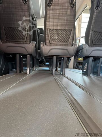 Minibus Opel Movano Mobility Airline Boden Rolli