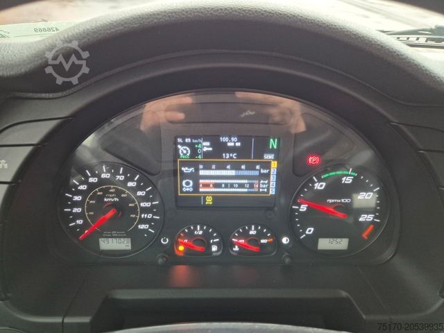 Standarta vilcējs IVECO Stralis 460NP LNG Intarder 3 Stück