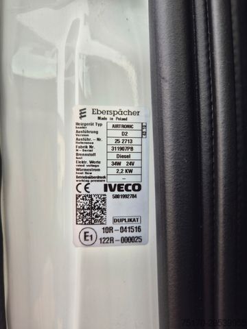 Standarta vilcējs IVECO Stralis 460NP LNG 4x2 3 Stück