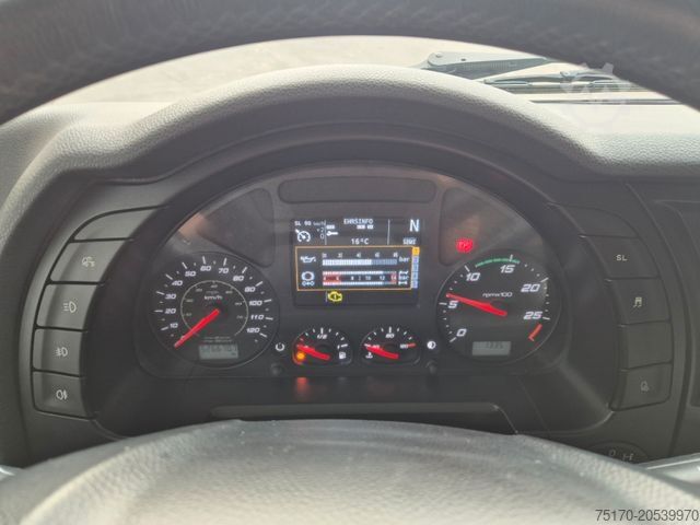 Standarta vilcējs IVECO Stralis 460NP LNG Standklima Xenon 3 Stück