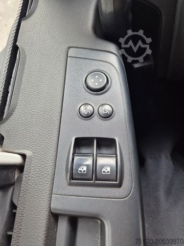 Standarta vilcējs IVECO Stralis 460NP LNG Standklima Xenon 3 Stück