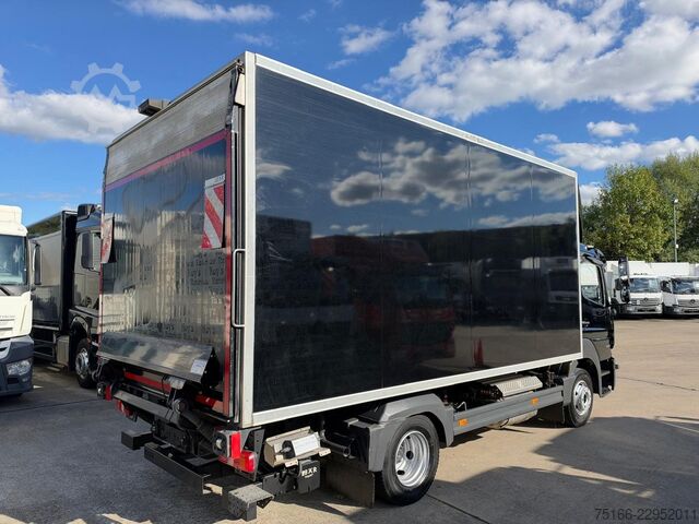 Furgon sa rashladnim sandukom MERCEDES-BENZ ATEGO 823 / 923 L Kühlkoffer 5 m LBW 1,5 to.*TK