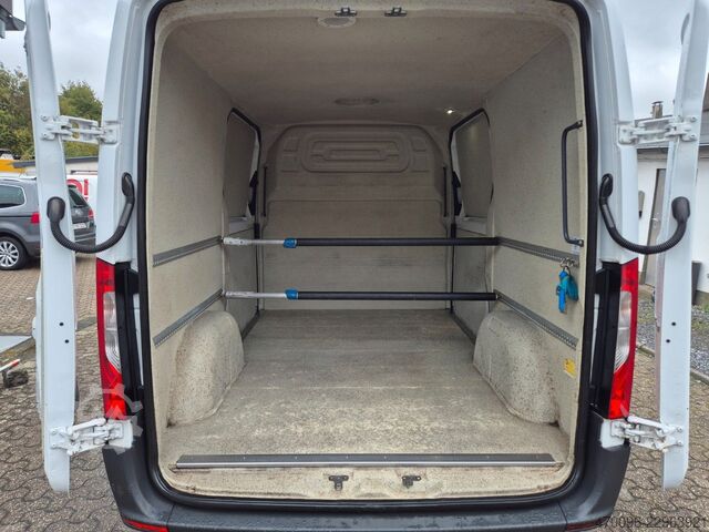 Панельний фургон MERCEDES-BENZ Sprinter 211 Kasten*L1/H1*Klima*3 Sitzer*