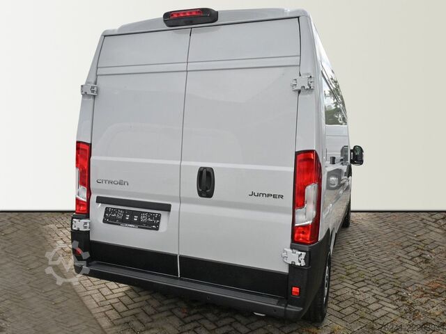 Kastenwagen hoch Citroën Jumper Kastenwagen L3H2 3.3T  Diesel 140 Manuell