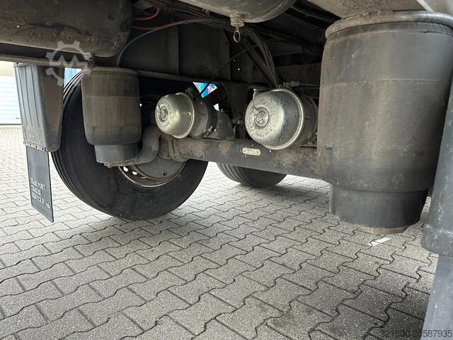 Suitcase Schmitz Cargobull Closed Box / Bpw-Axle