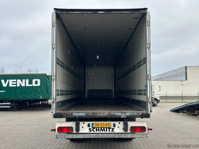 Suitcase Schmitz Cargobull Closed Box / Bpw-Axle